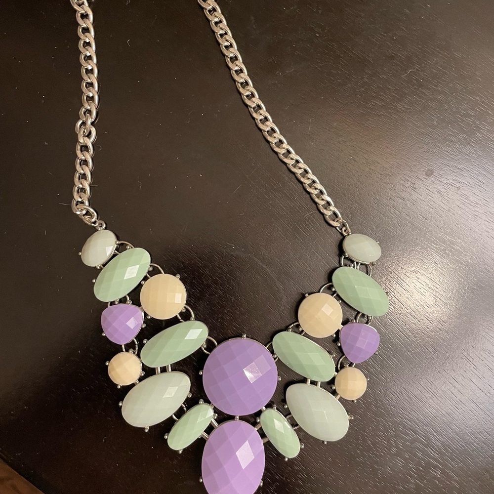 Statement necklace